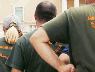 Ελασσόνα: Δημοτικός αστυνομικός ξυλοκόπησε συνάδελφό του γιατί του έκοψε κλήση